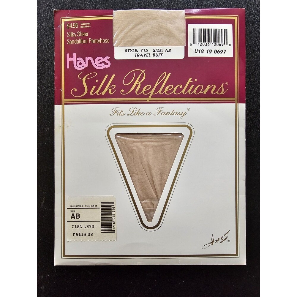 Hanes Silk Reflections Pantyhose Sandalfoot Buff Beige Style 715 Size AB